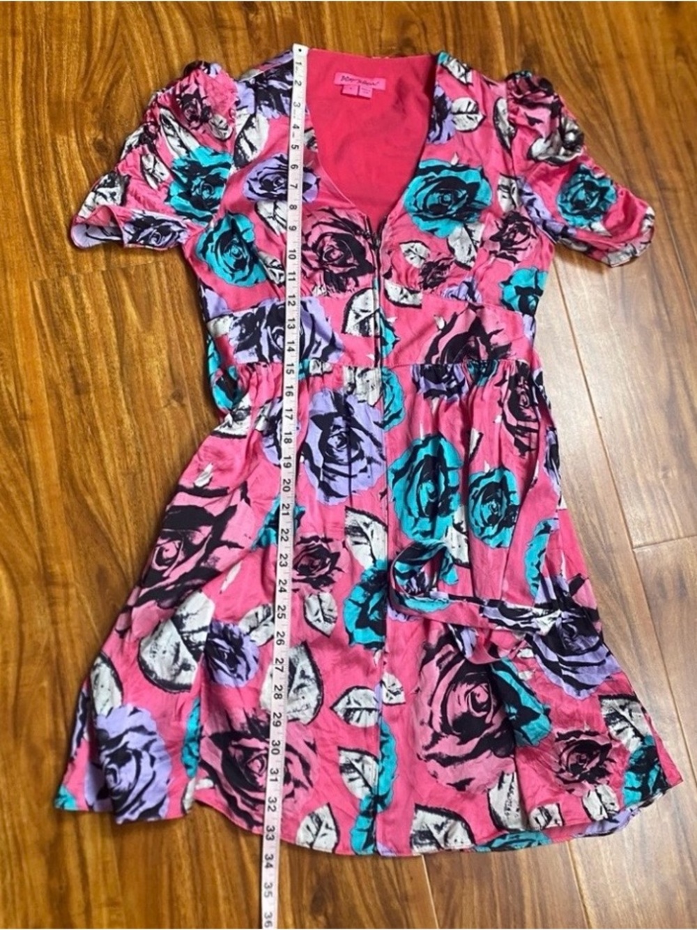 Betsey Johnson Women's Pink Rosette V Neck Short Sleeve Satin Mini Dress Size 4 - Picture 15 of 16